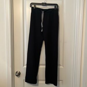 Figs Livingston straight leg scrub pants